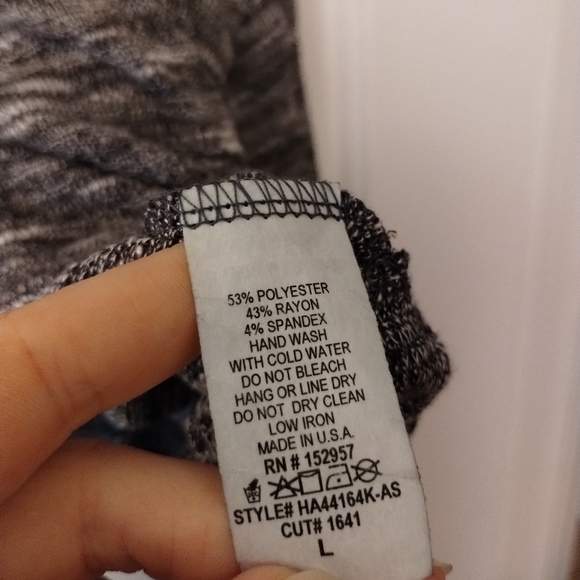 Altar'd State crop sweater top - Picture 5 of 9